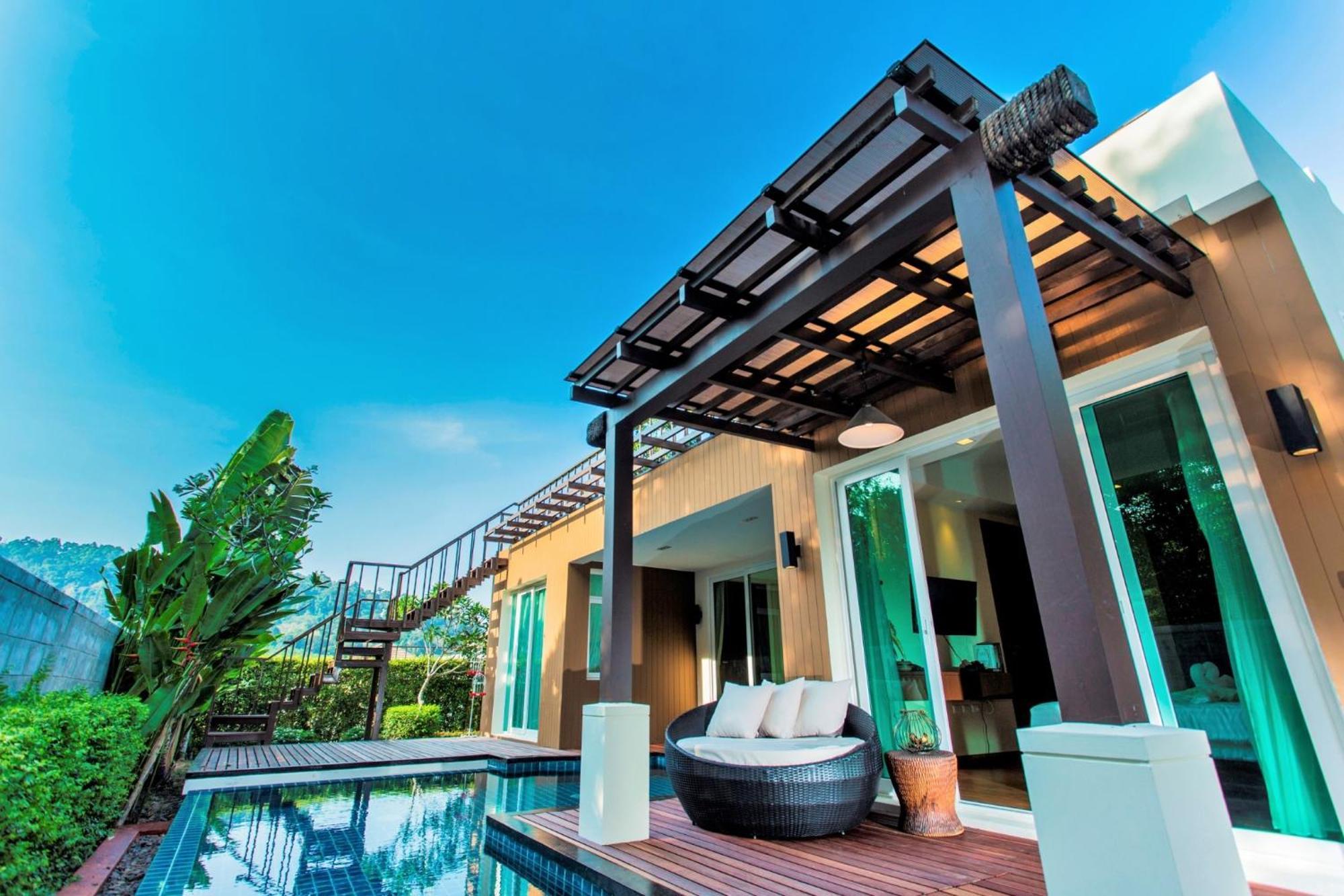 Ozone Villa Phuket Pa Khlok Exterior foto